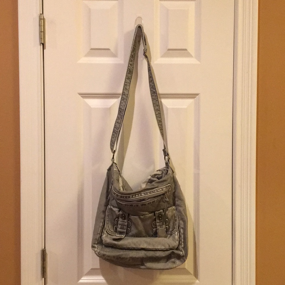 Gray shoulder bag